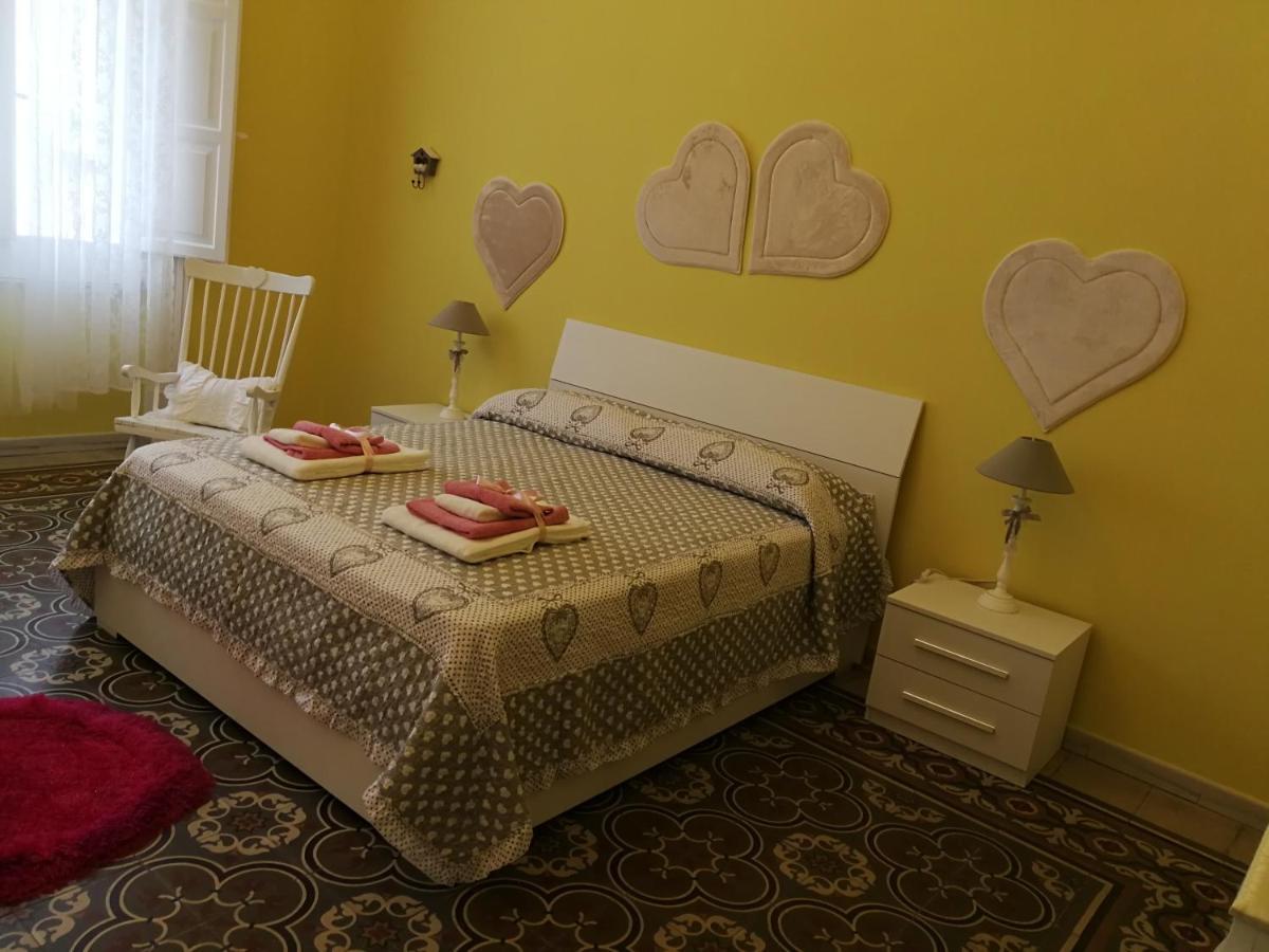 Appartamento Cuore Al Centro Di Ταράντο Εξωτερικό φωτογραφία