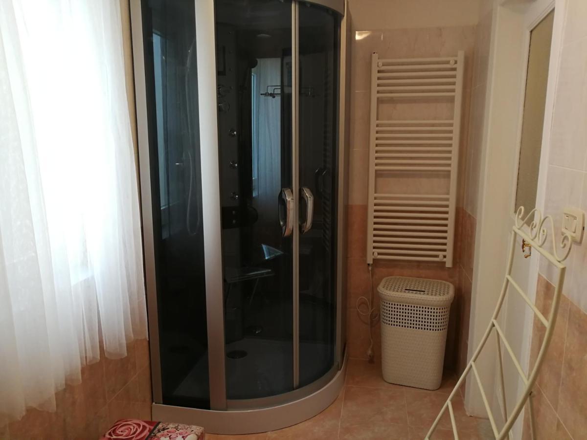 Appartamento Cuore Al Centro Di Ταράντο Εξωτερικό φωτογραφία